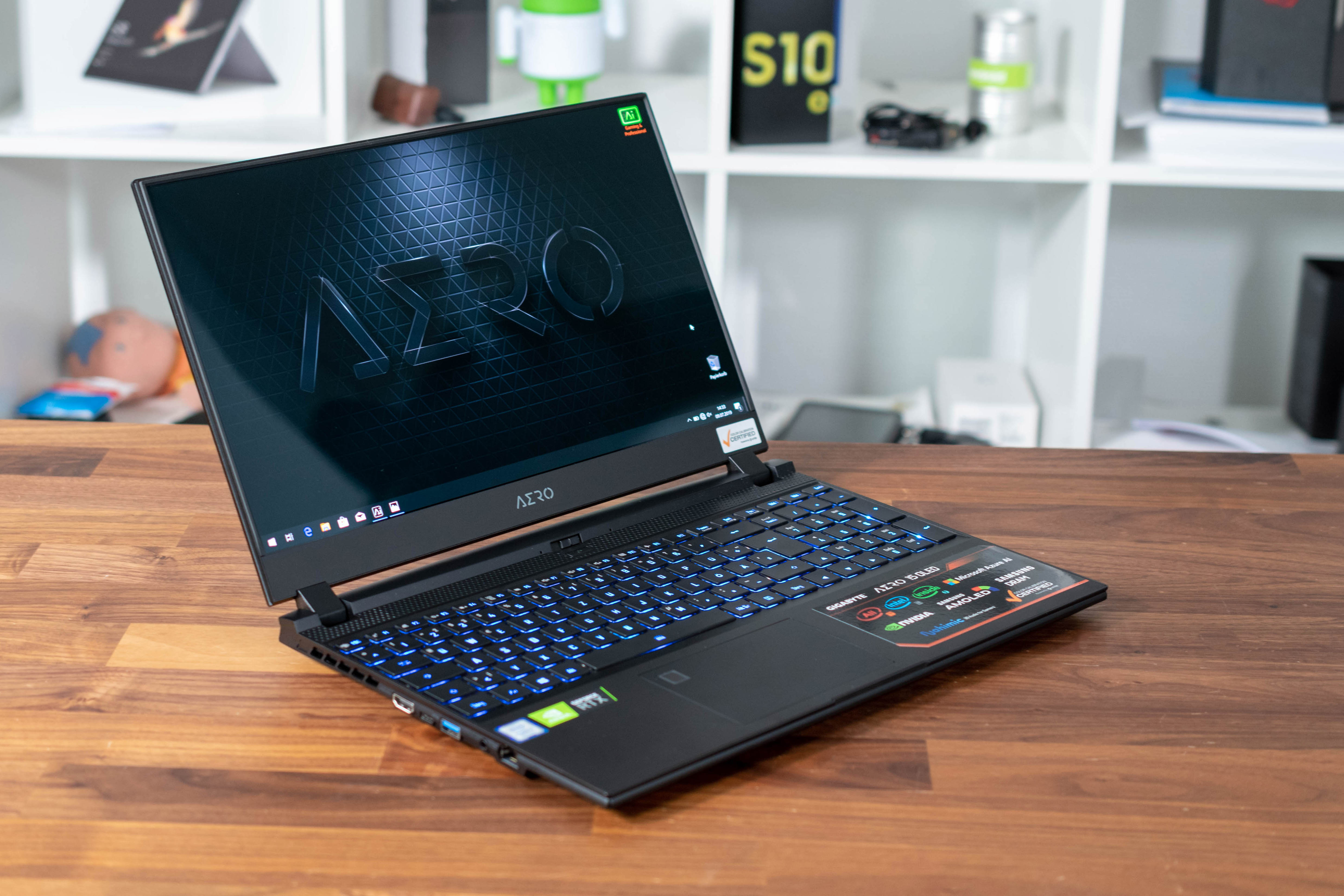 Gigabyte AERO 15 OLED im Test: OLED-Display trifft Gaming