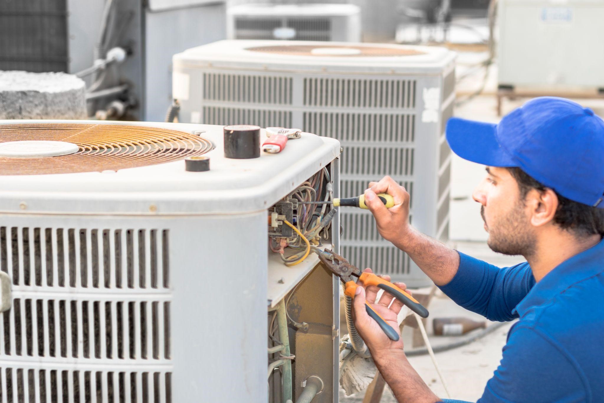 What Does an HVAC Technician Do? Pinnacle Career Institute