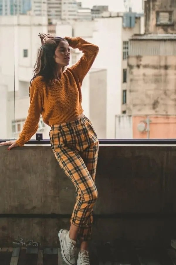 Details 93+ brown plaid pants outfit best in.eteachers