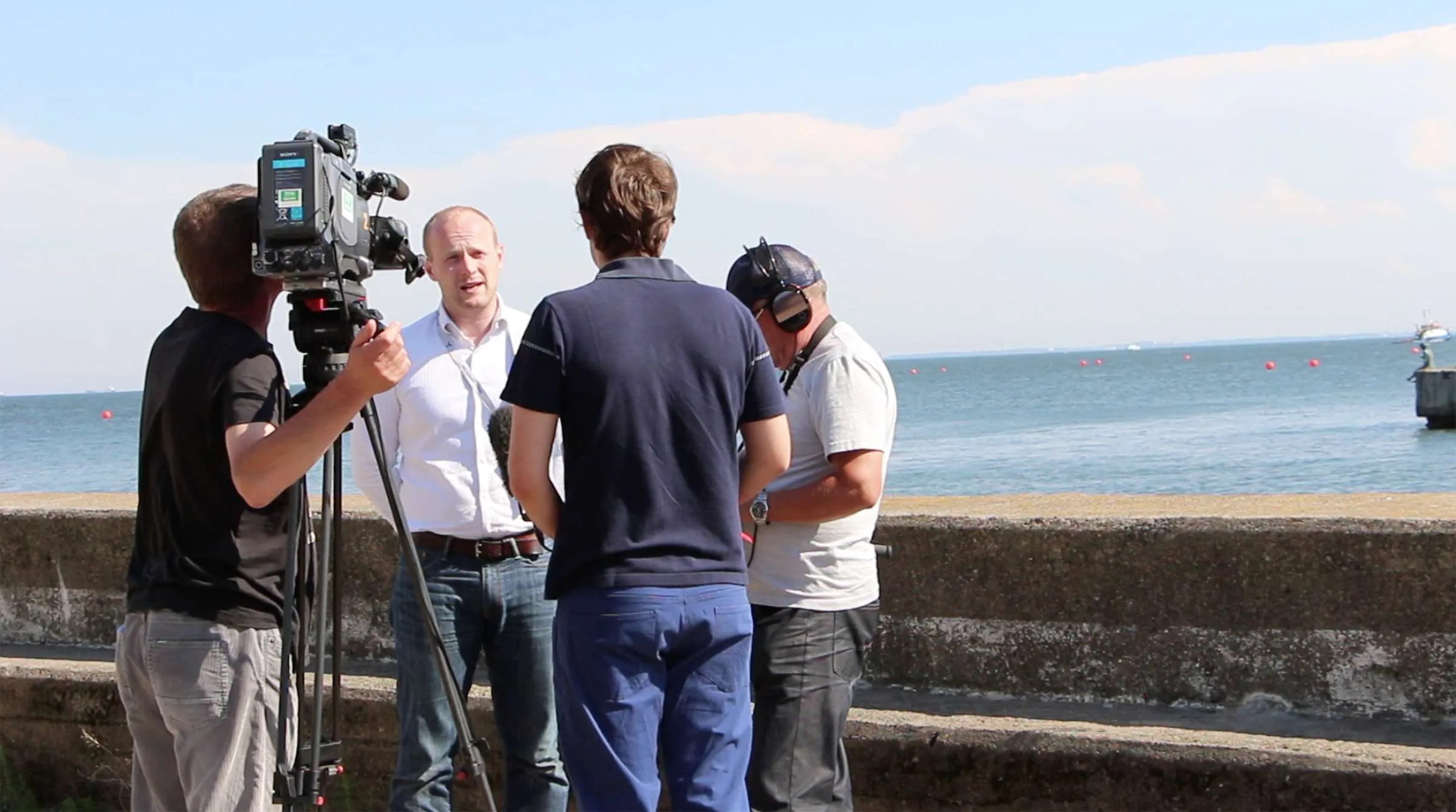 Lighting, Framing, and Sound How to Capture Amazing Interviews