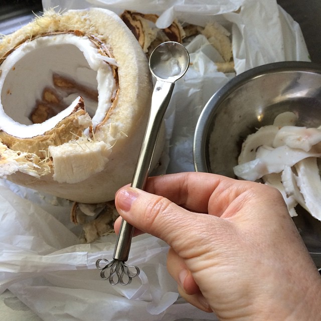 How to open young coconut RawGosia