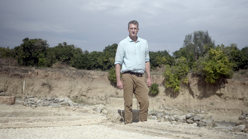 How to watch Atlantis The Discovery With Dan Snow in the US on Channel 5 UpNext by Reelgood