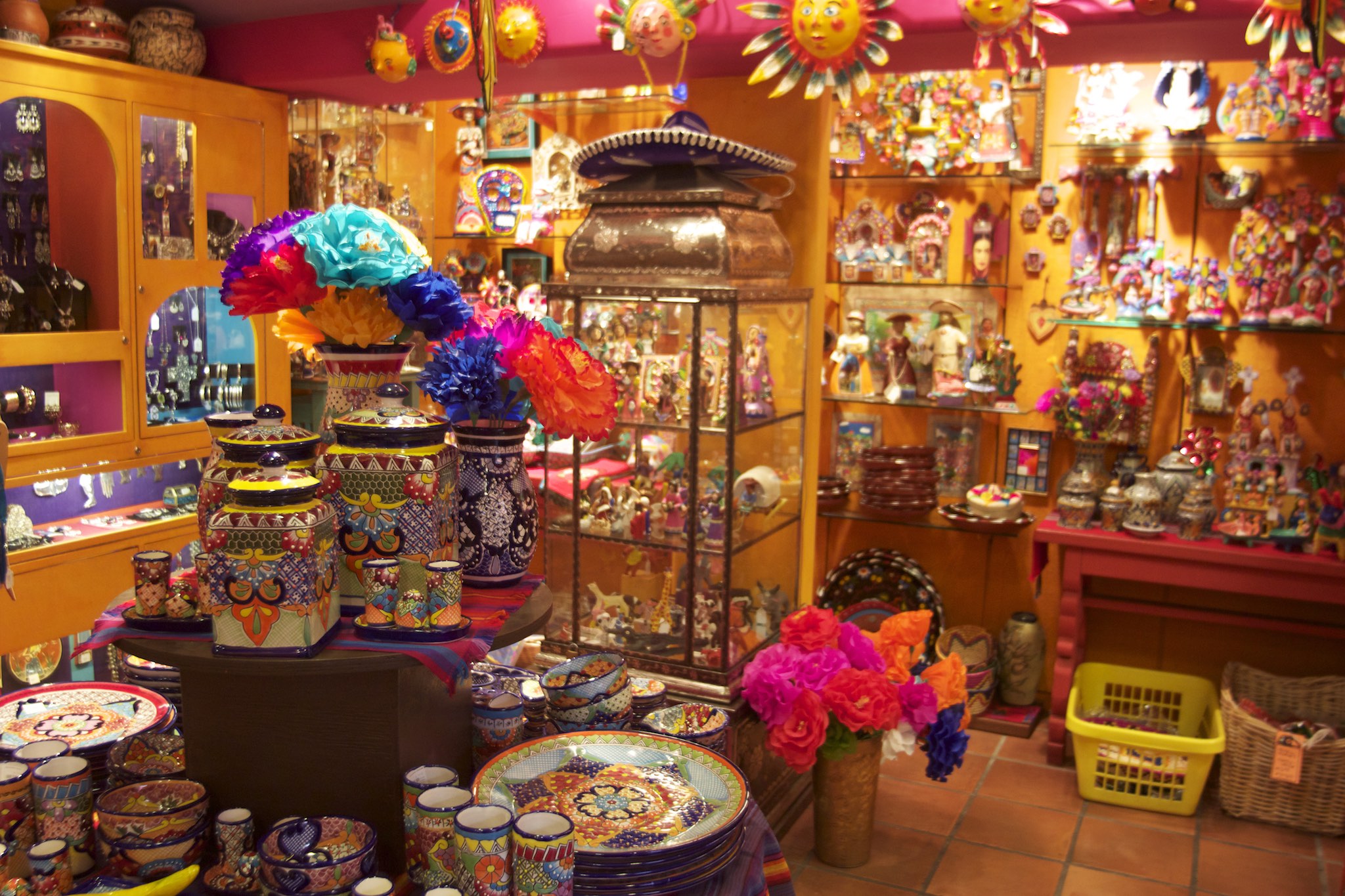 5 Unique Gift Markets in San Diego For Everyone On Your List