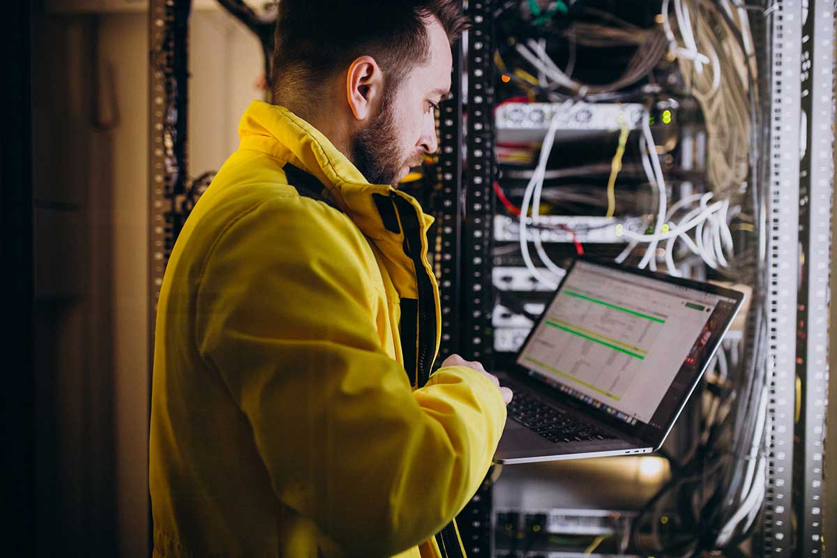 Explained Benefits of a Dedicated Application Server.