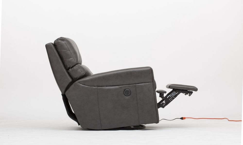 Power vs. Manual Recliners Pros and Cons