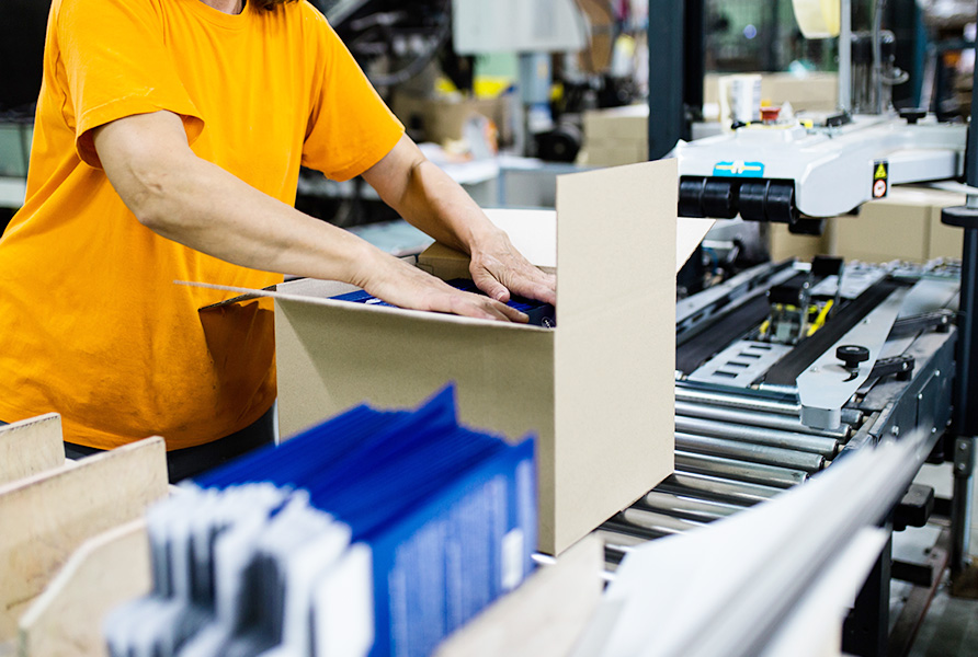 Advantages of Hiring Packaging Manufacturers vs Doing It InHouse soopak