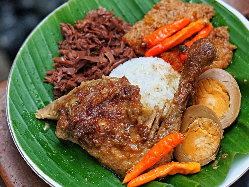 14 Nama Makanan Khas Daerah di Indonesia dan Penjelasannya Blog Mamikos