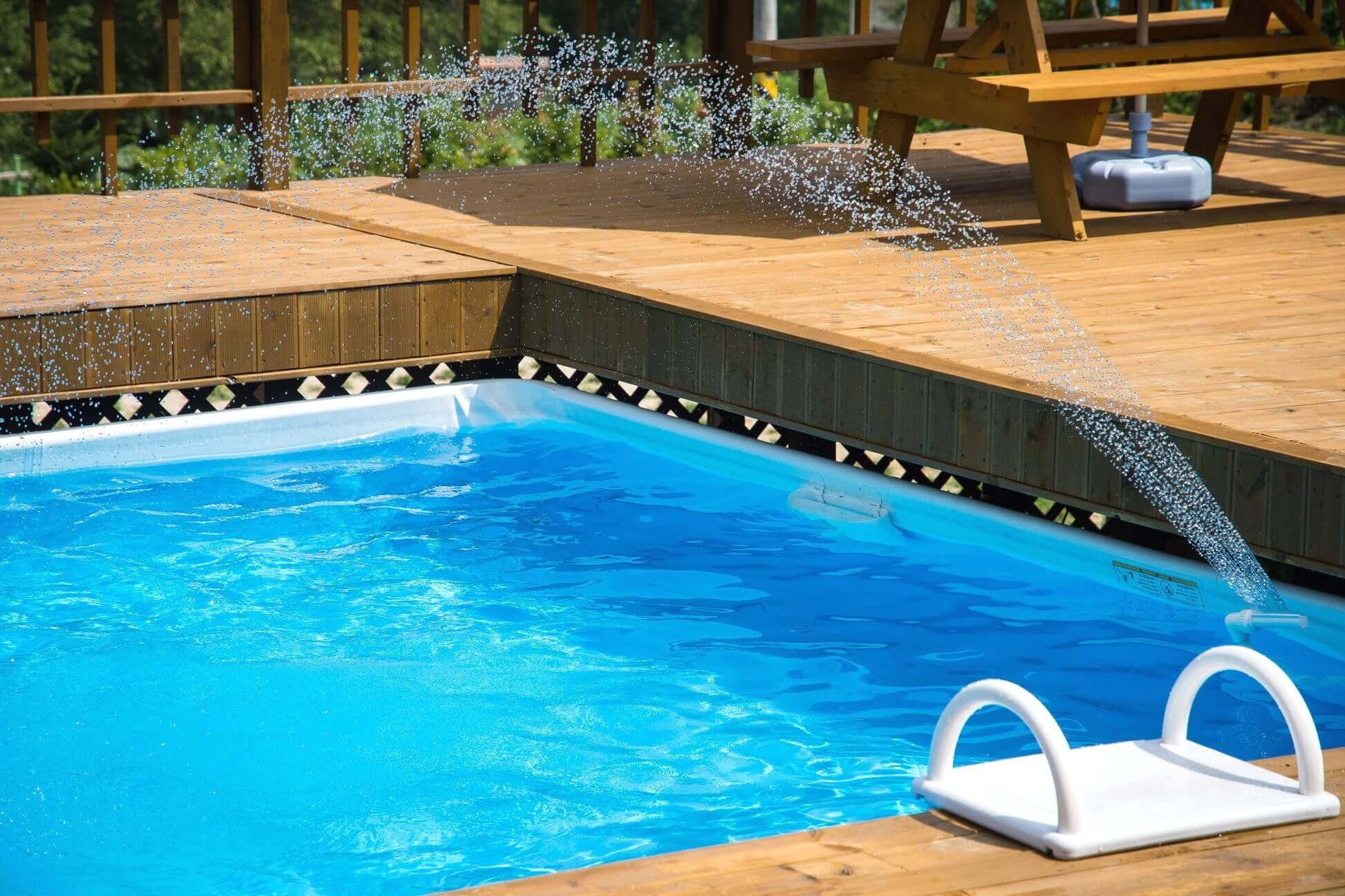 Comment passer sa piscine du chlore au sel ? - Swimmy