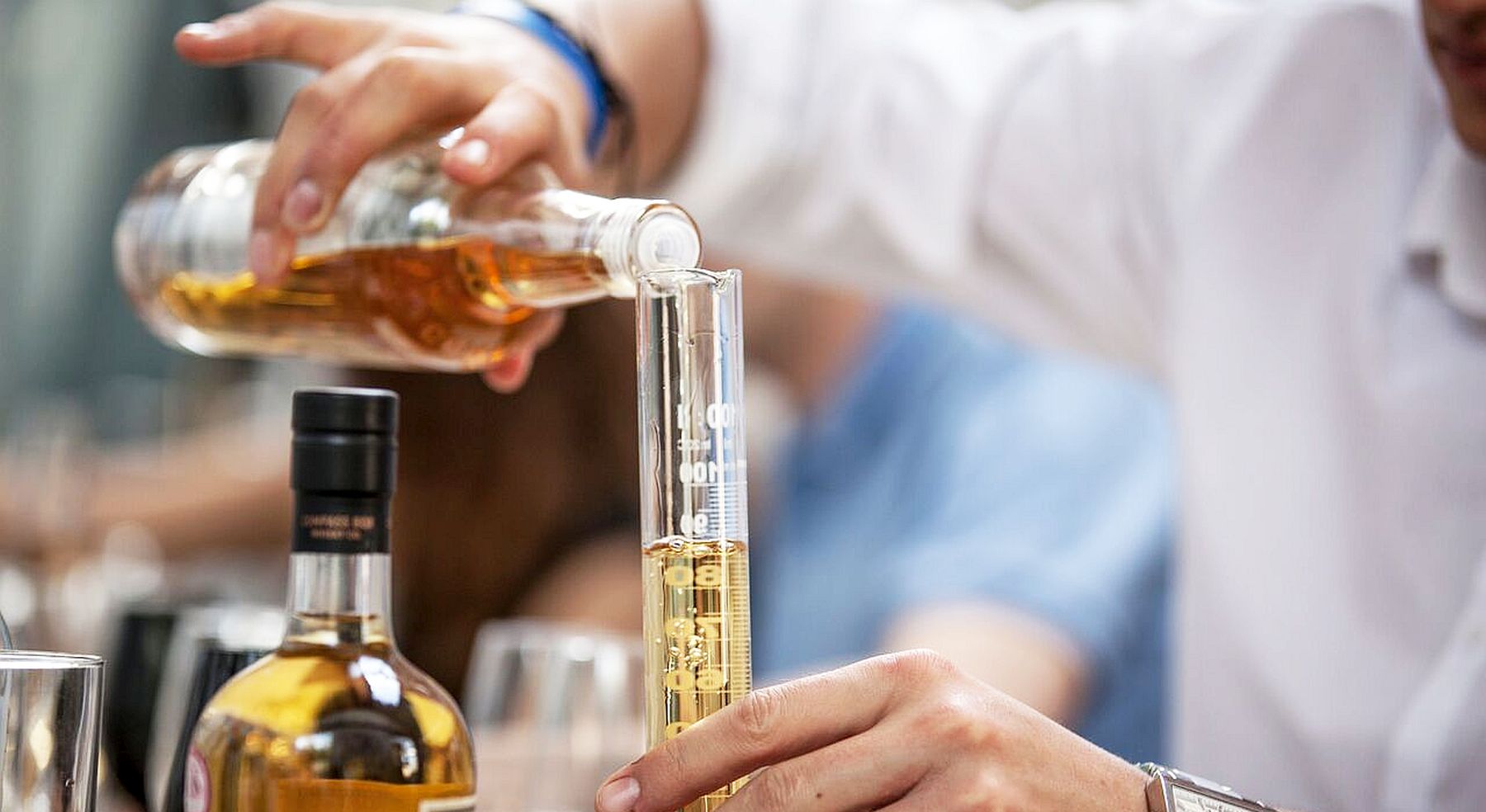 What is blended whisky? A beginner's guide The Whisky Exchange Whisky