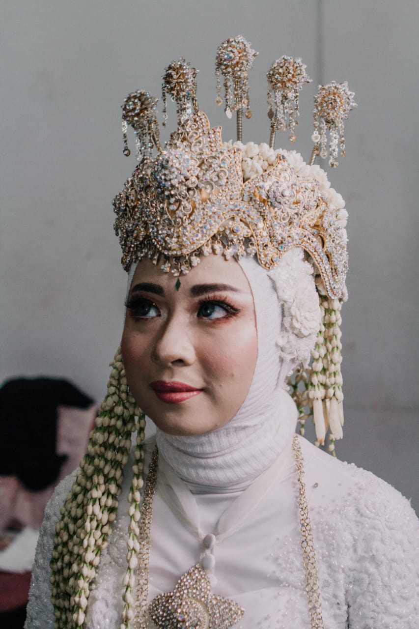 RIASAN YANG TERDAPAT PADA PENGANTIN SUNDA - Blog Tiga Dara