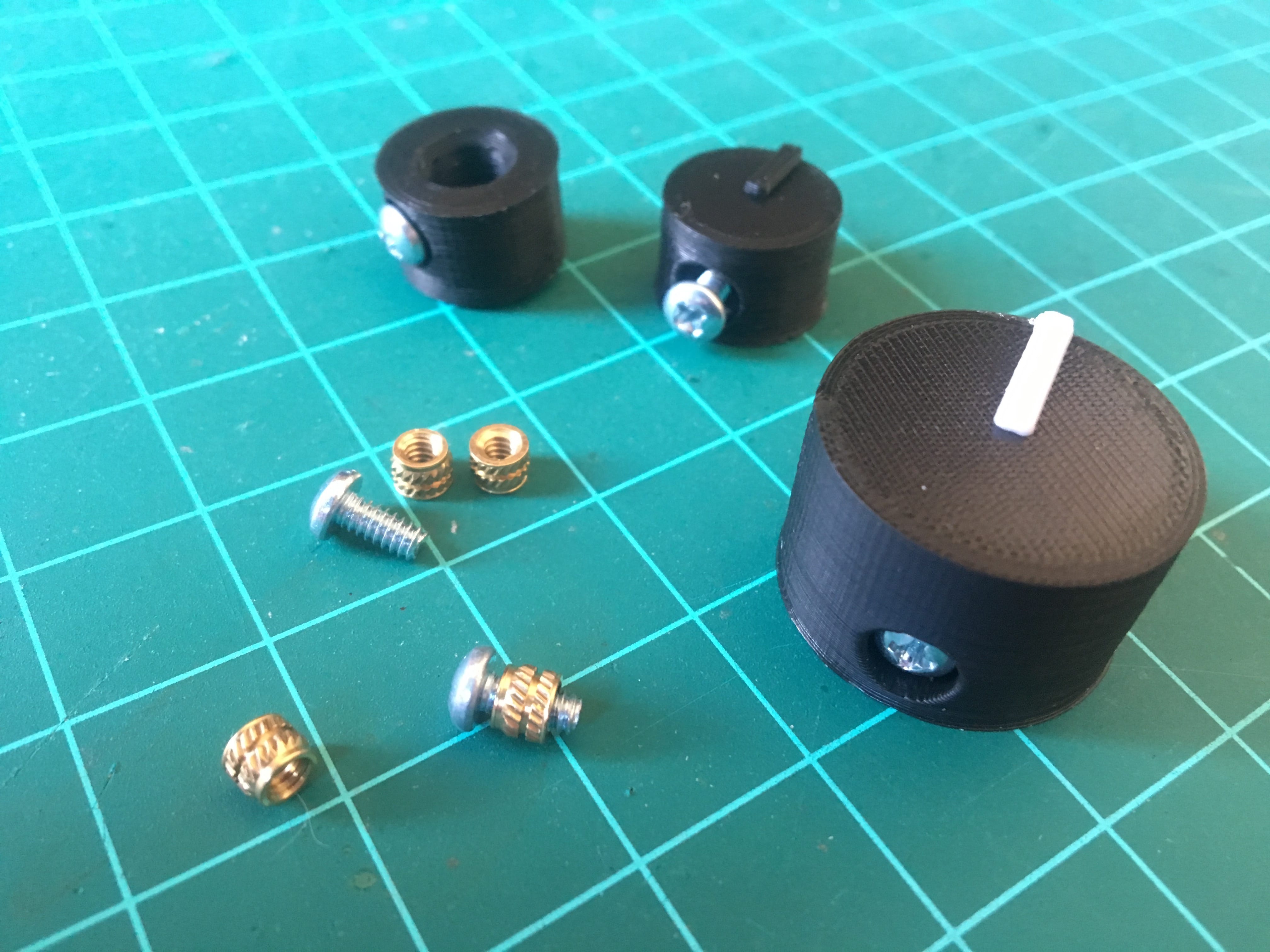 blog.tommy.sh Designing Potentiometer Knobs