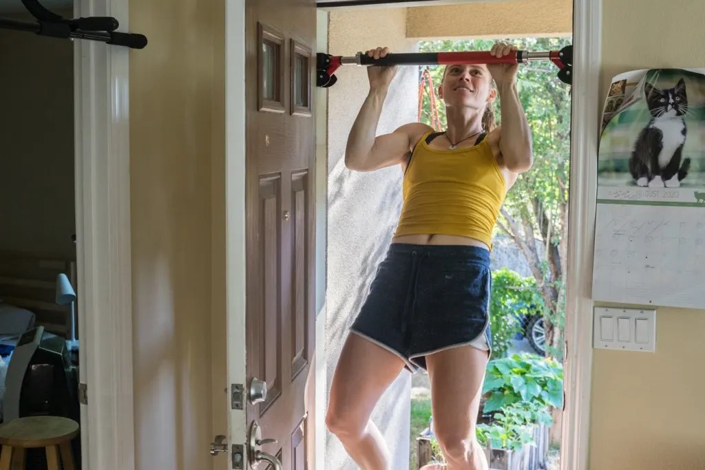 7 Best Door Pull Up Bars In 2024