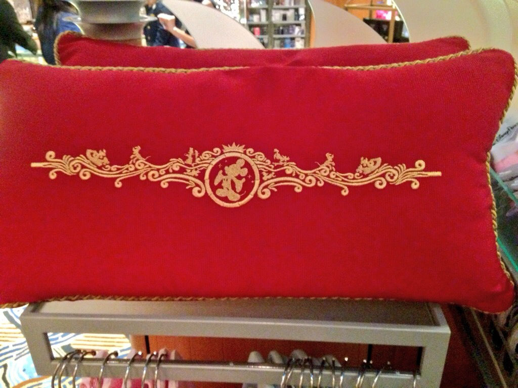 Disney Cruise Line Merchandise Photo Report of the Disney Wonder (Pins