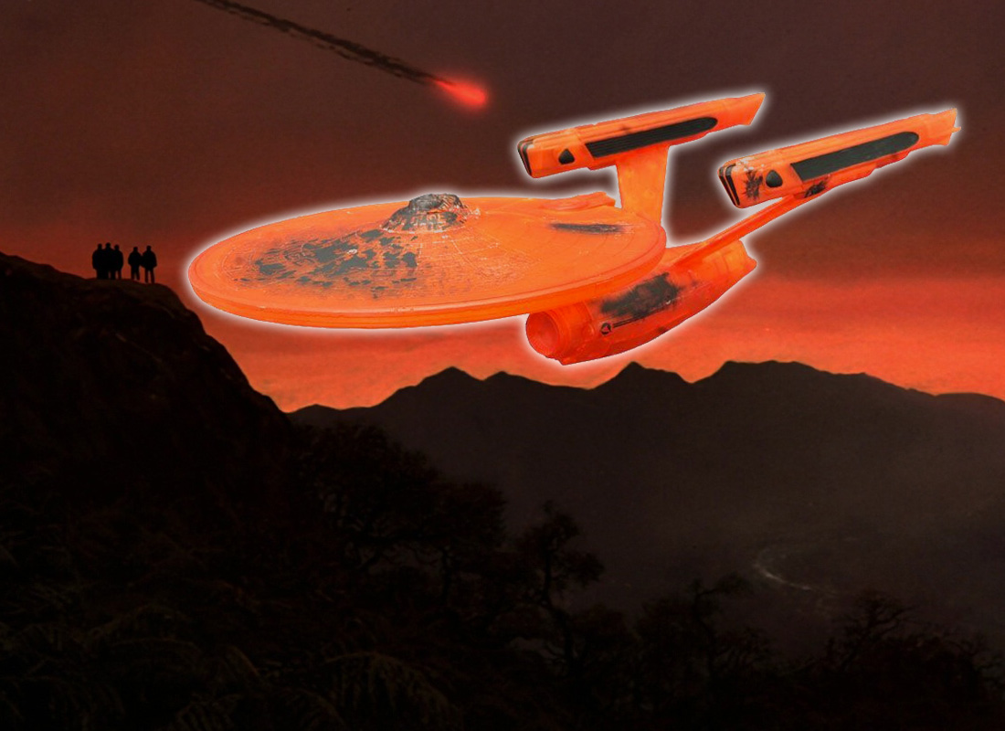 Diamond Select's STAR TREK III SDCC Exclusive Enterprise •