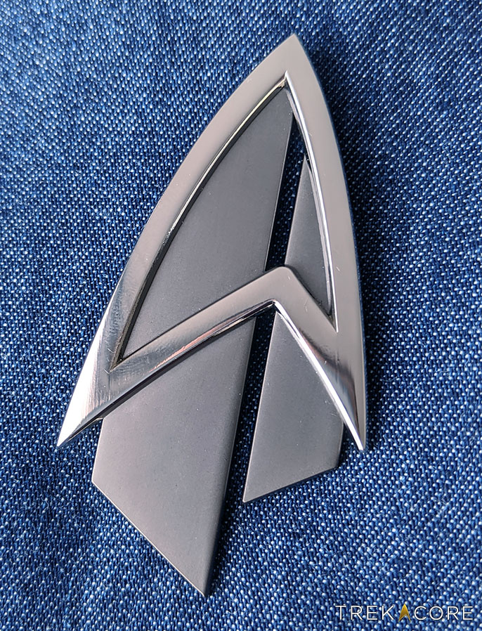 FanSets Debuts STAR TREK PICARD Starfleet Badge Pin •