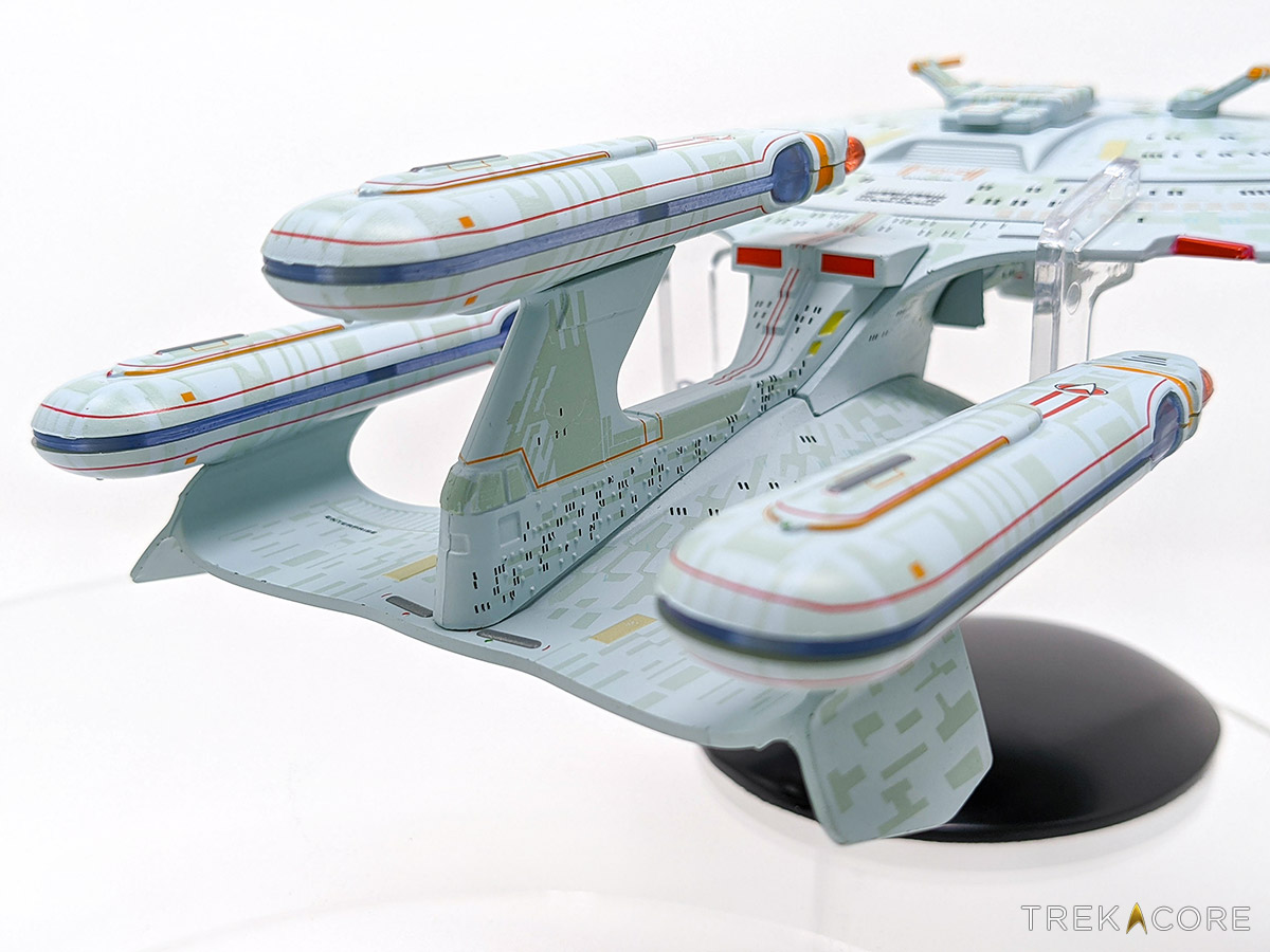 REVIEW -- Hero Collector ALL GOOD THINGS Enterprise-D • TrekCore.com