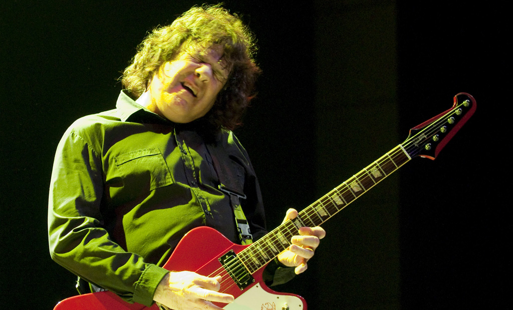 10 Artists with the Best Guitar Faces TrueFire Blog Guitar Lessons