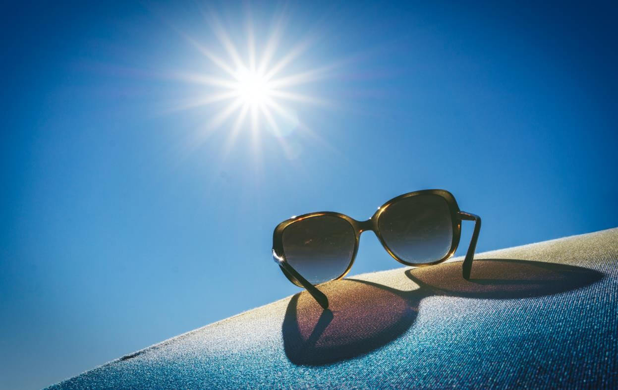 10 Best Sun Protection Shirts for Men, Prevent Skin Burned by UV