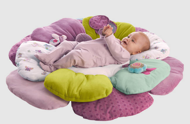 Die vertbaudet ActivityDecke Blume im miBaby Produkttest › vertbaudet