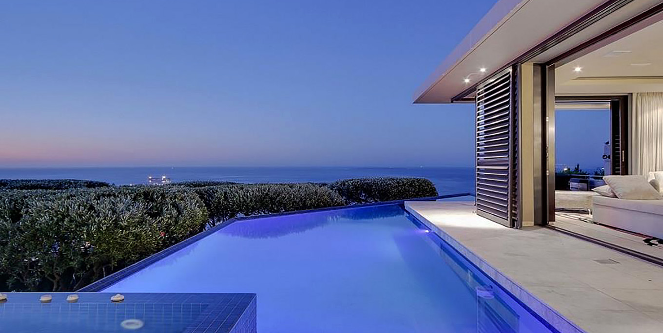 Moondance in FresnayeCape Town Villa in South Africa Cape Town