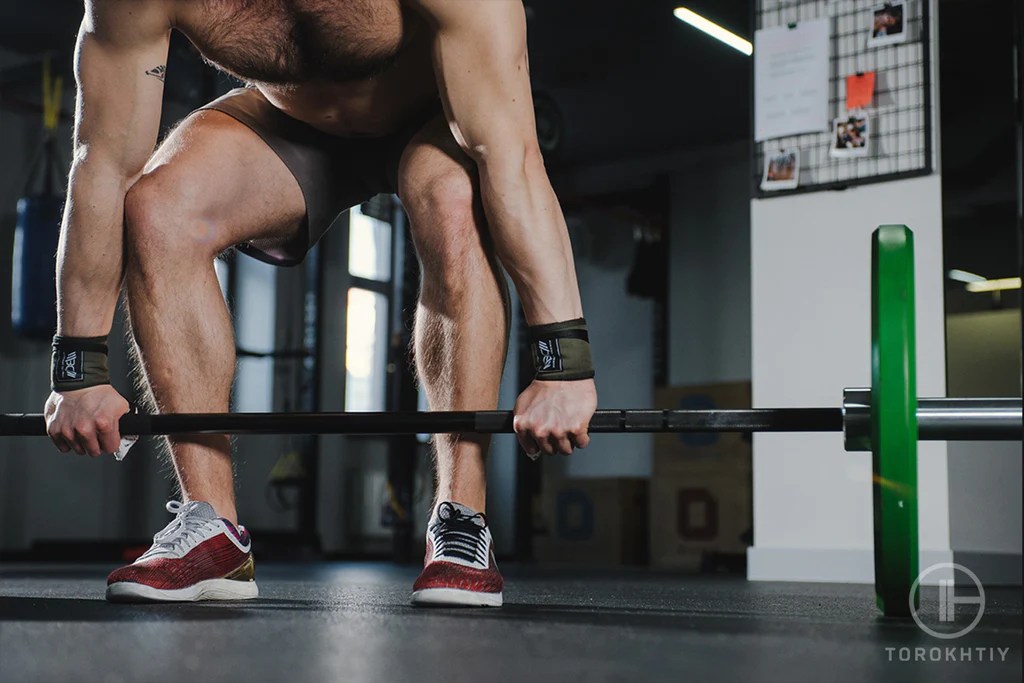 Lift Easier How To Use Wrist Wraps