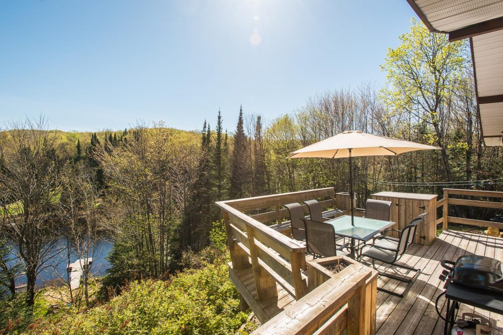 20 Waterfront cottages for rent for 4 people in Quebec WeChalet Blog