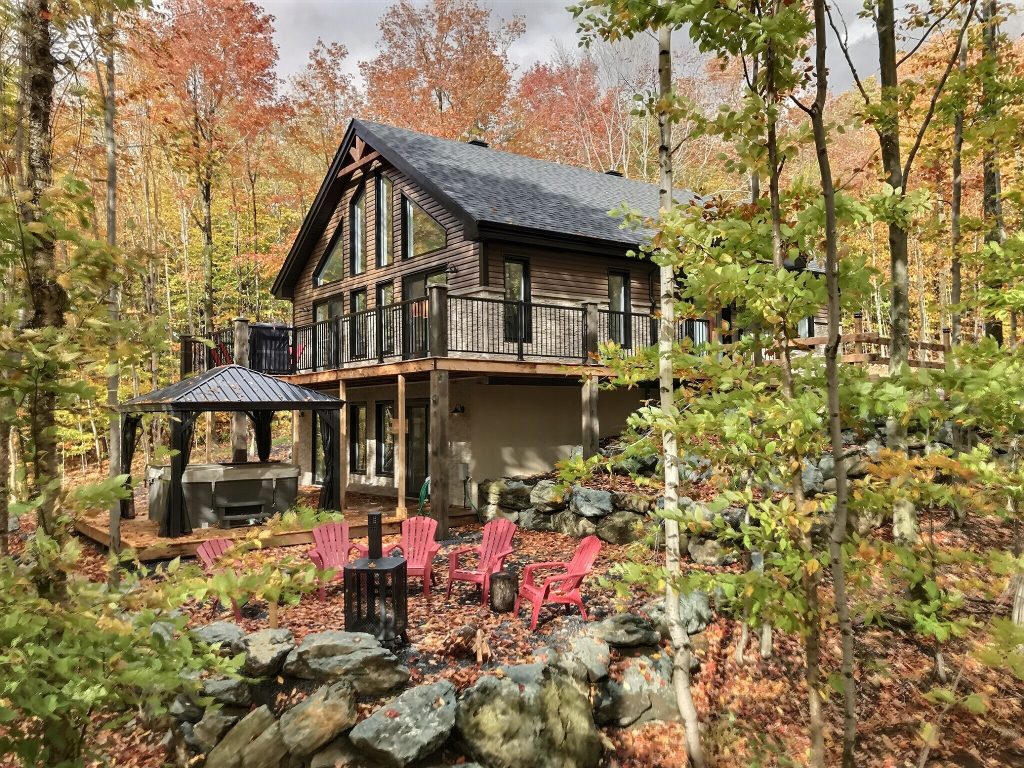 20 Cottages for rent with spa in the Eastern Townships