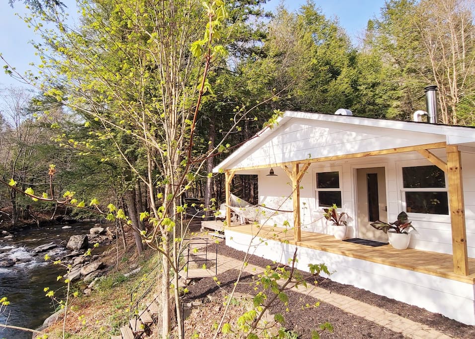 Indulge in Sutton’s Culinary Treasures Your Guide to Sutton’s Dining