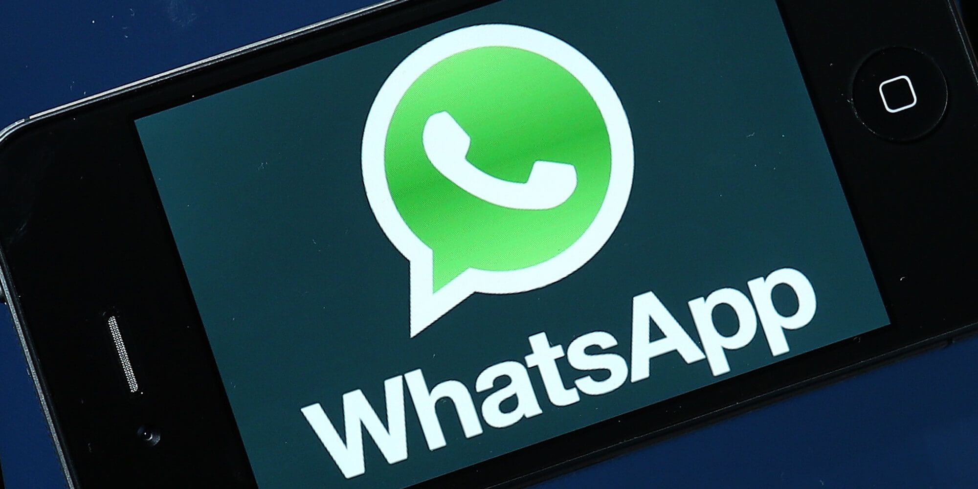 WhatsApp đạt mốc cuộc gọi khủng, đặt Skype vào thế bị đe
