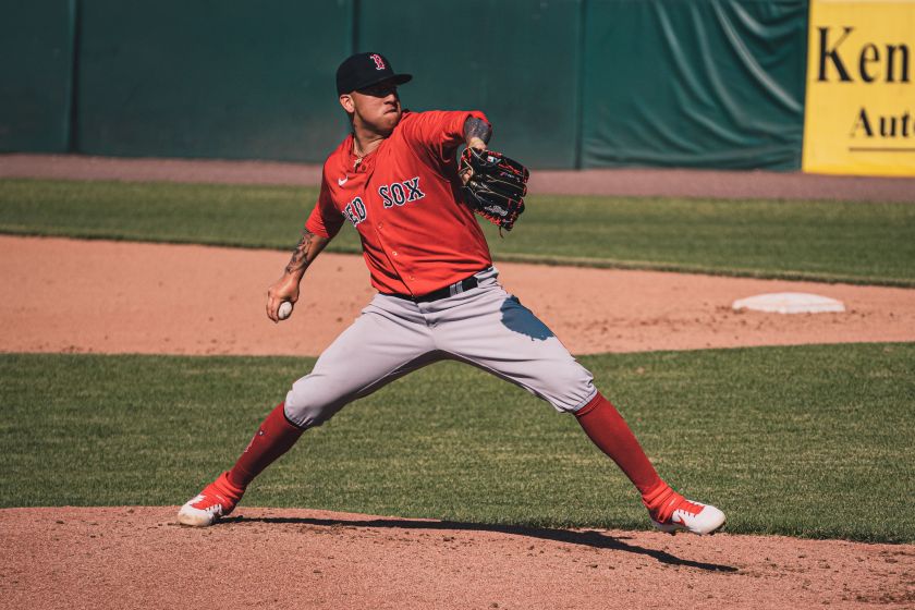 Red Sox add top pitching prospect Bryan Mata, 6 others to 40man roster