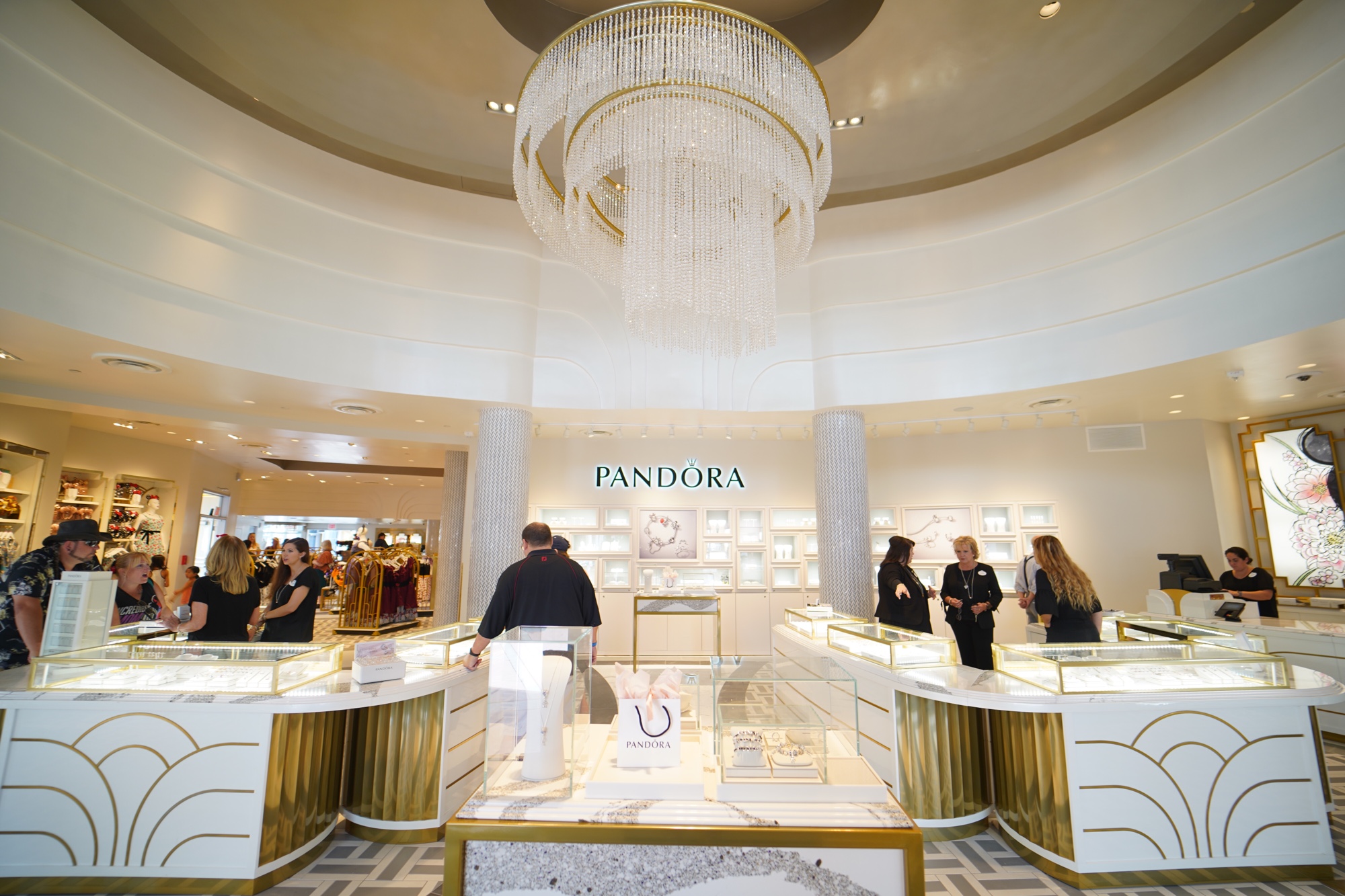 Legends of Hollywood Reopens as Pandora Jewelry Store and Expanded