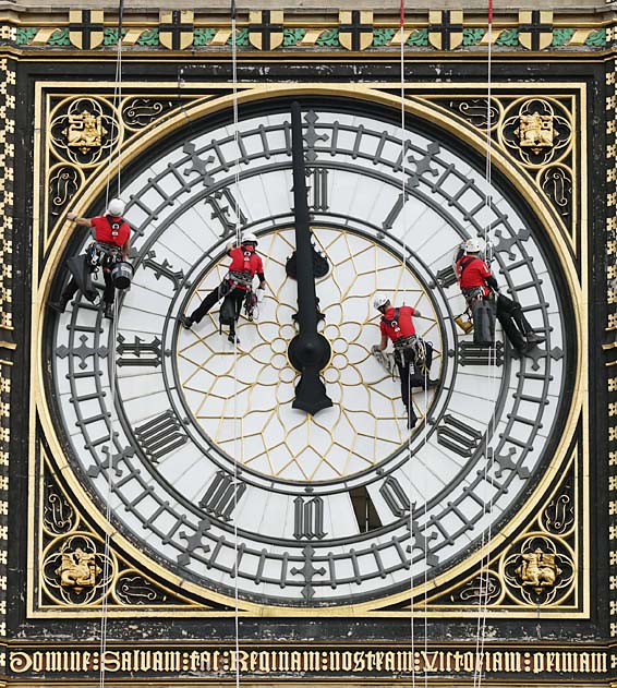 Cleaning Big Ben