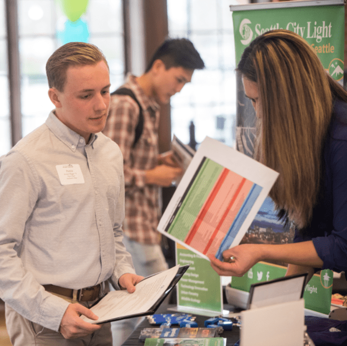 Top Four Lessons Learned at Career Fair CESblogs