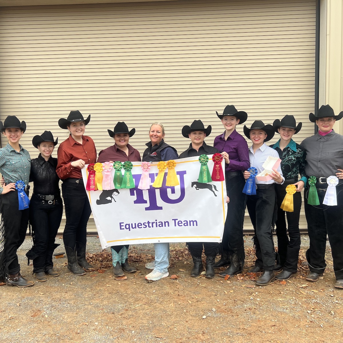 Equestrian Team Hosts Horse Show at HyderBurks Tech Times