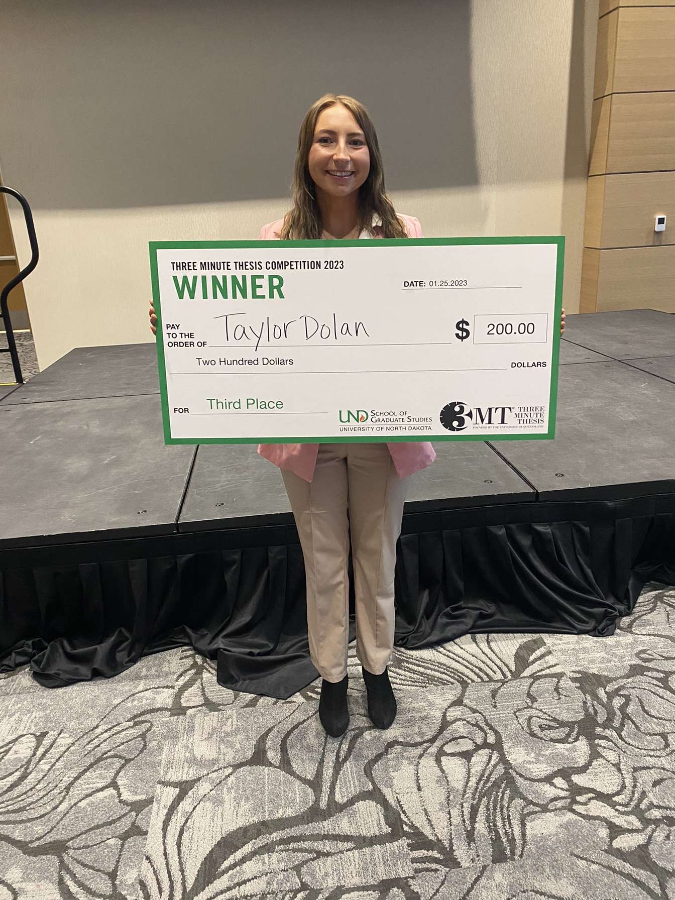 Taylor Dolan Places Third in 3MT Competition John D. Odegard School