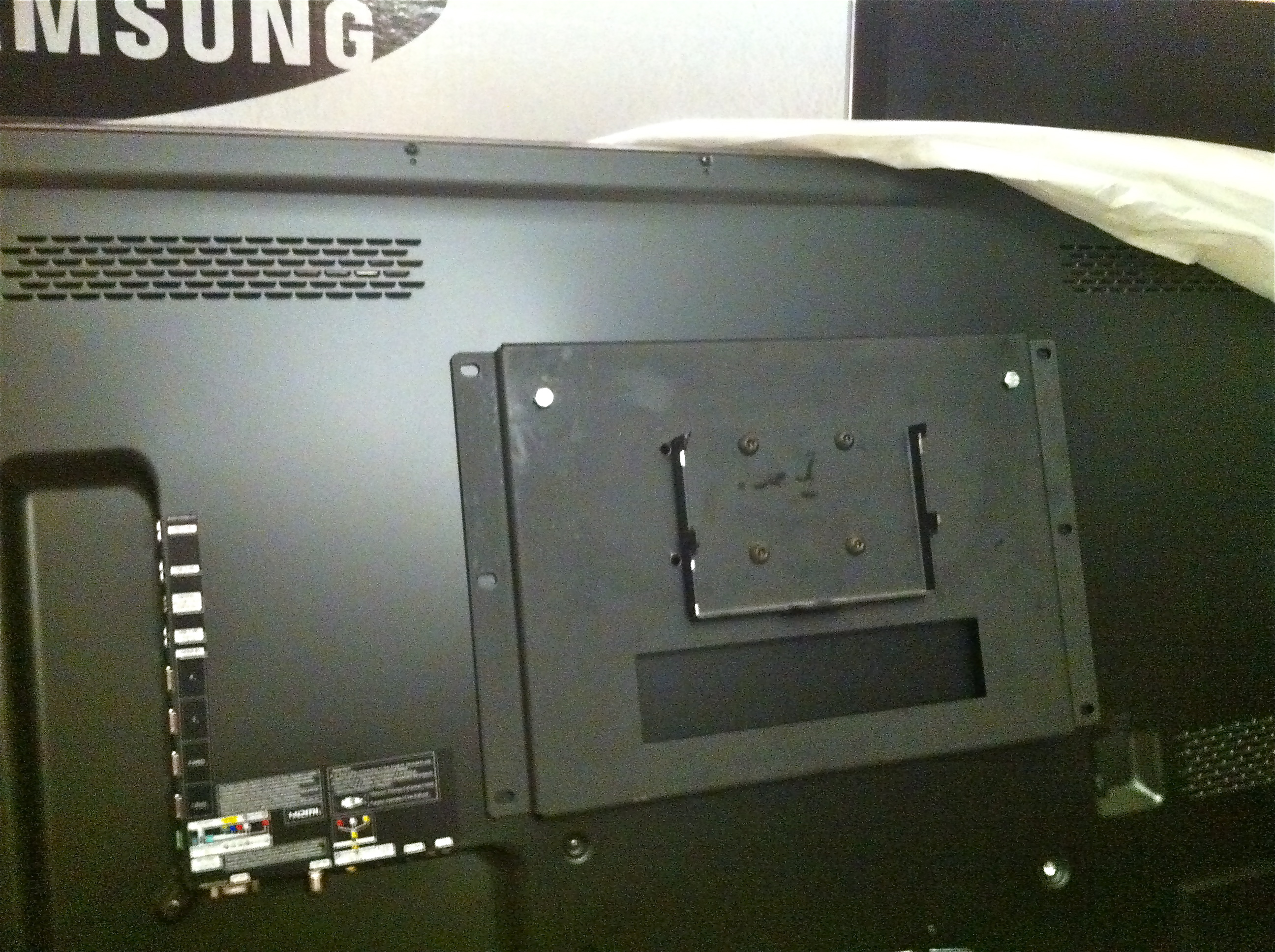 LED TV Wall Mount Blondihacks