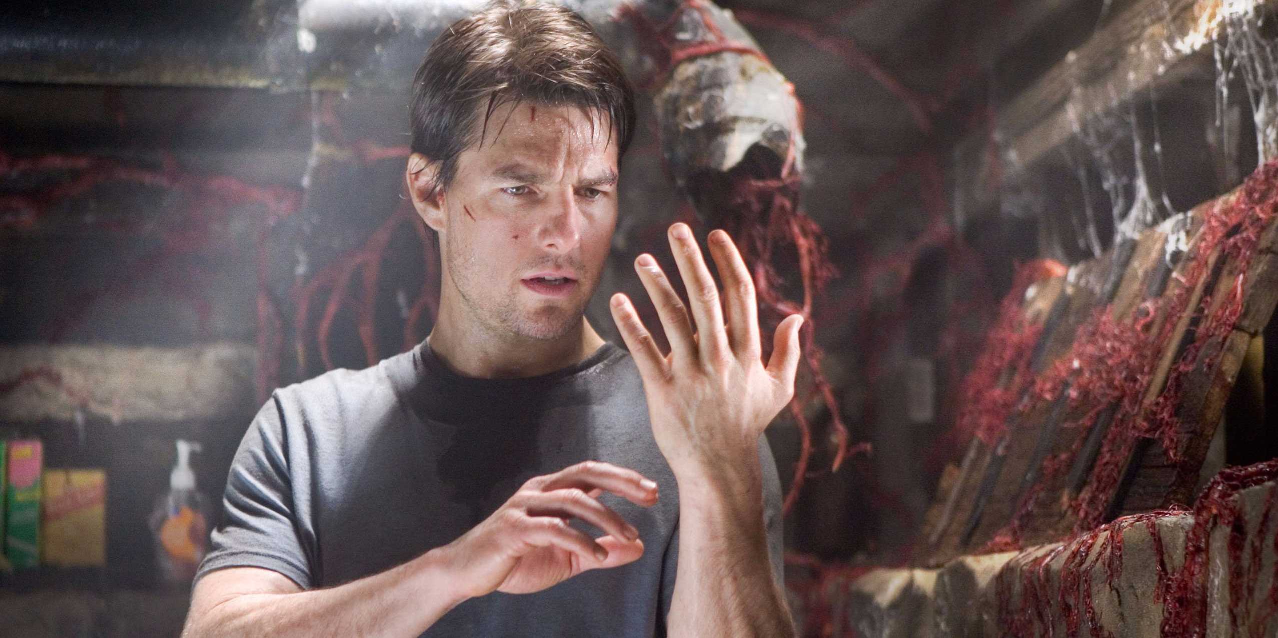 It's Official Tom Cruise Gets Wrapped Up in 'The Mummy' Remake