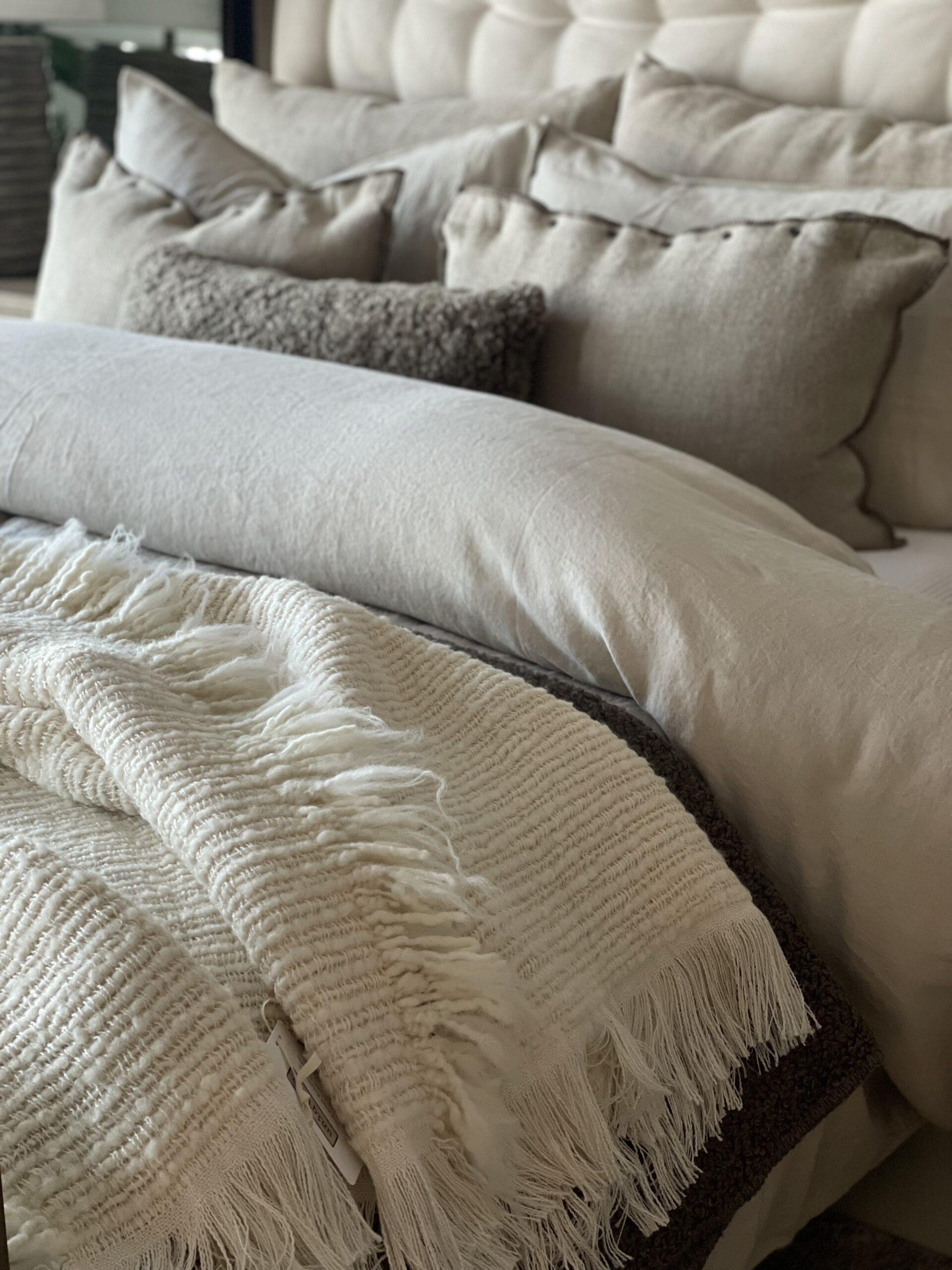 Sandra Throw in Cream co.10 bloomhomeinc