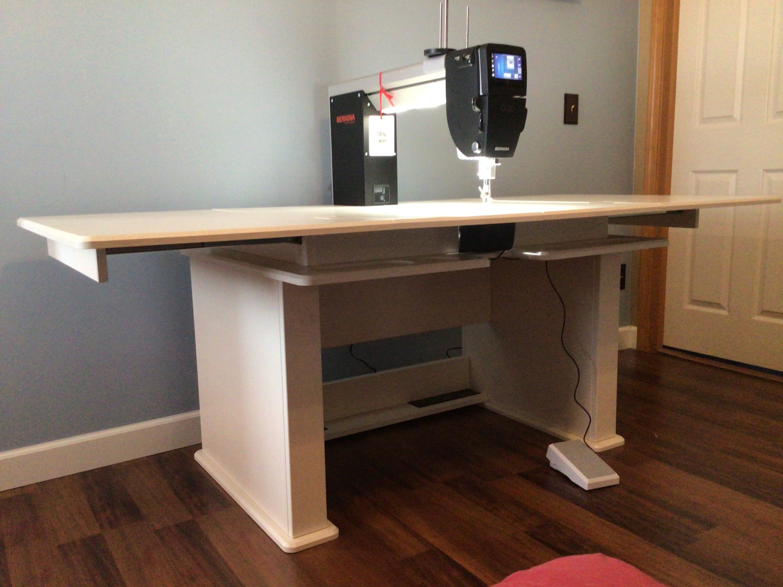 Bernina Q20 w/ Horn Blooming Grove Sewing