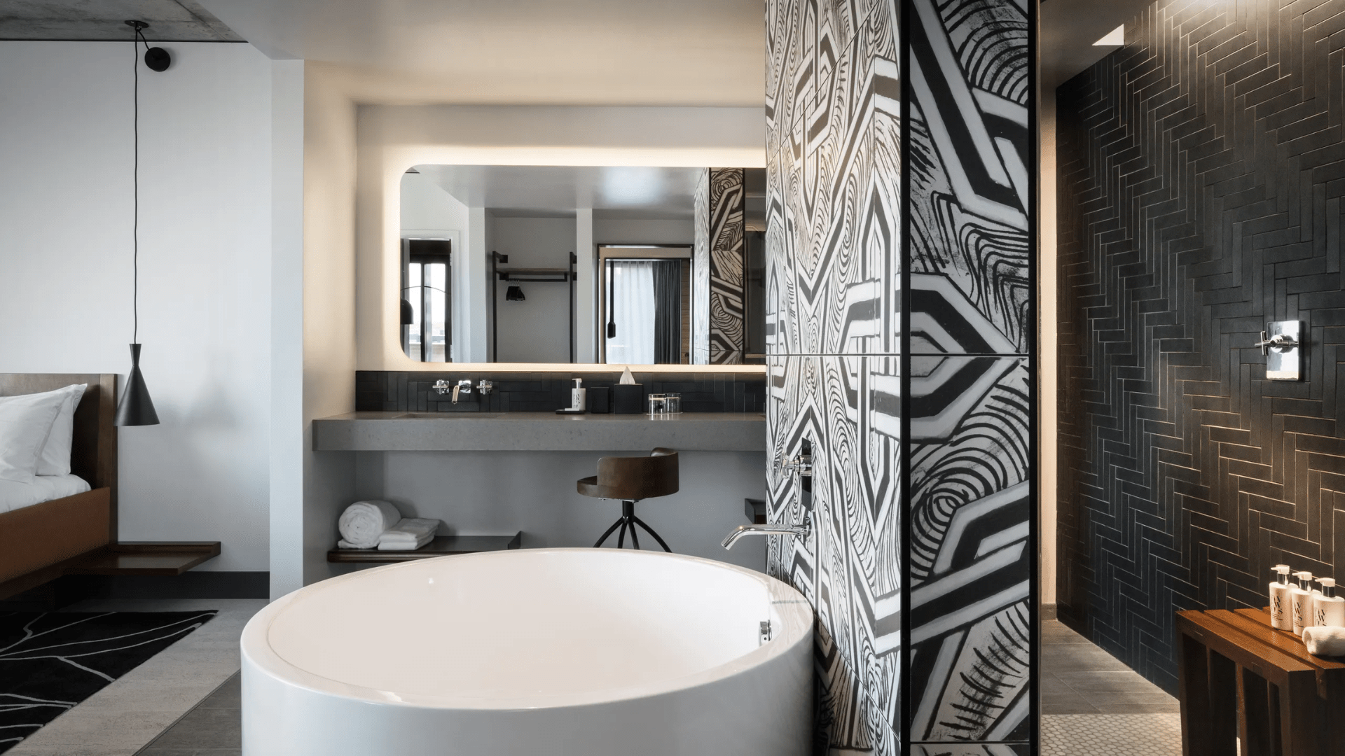 Bloom Lighting Group The Maven Hotel