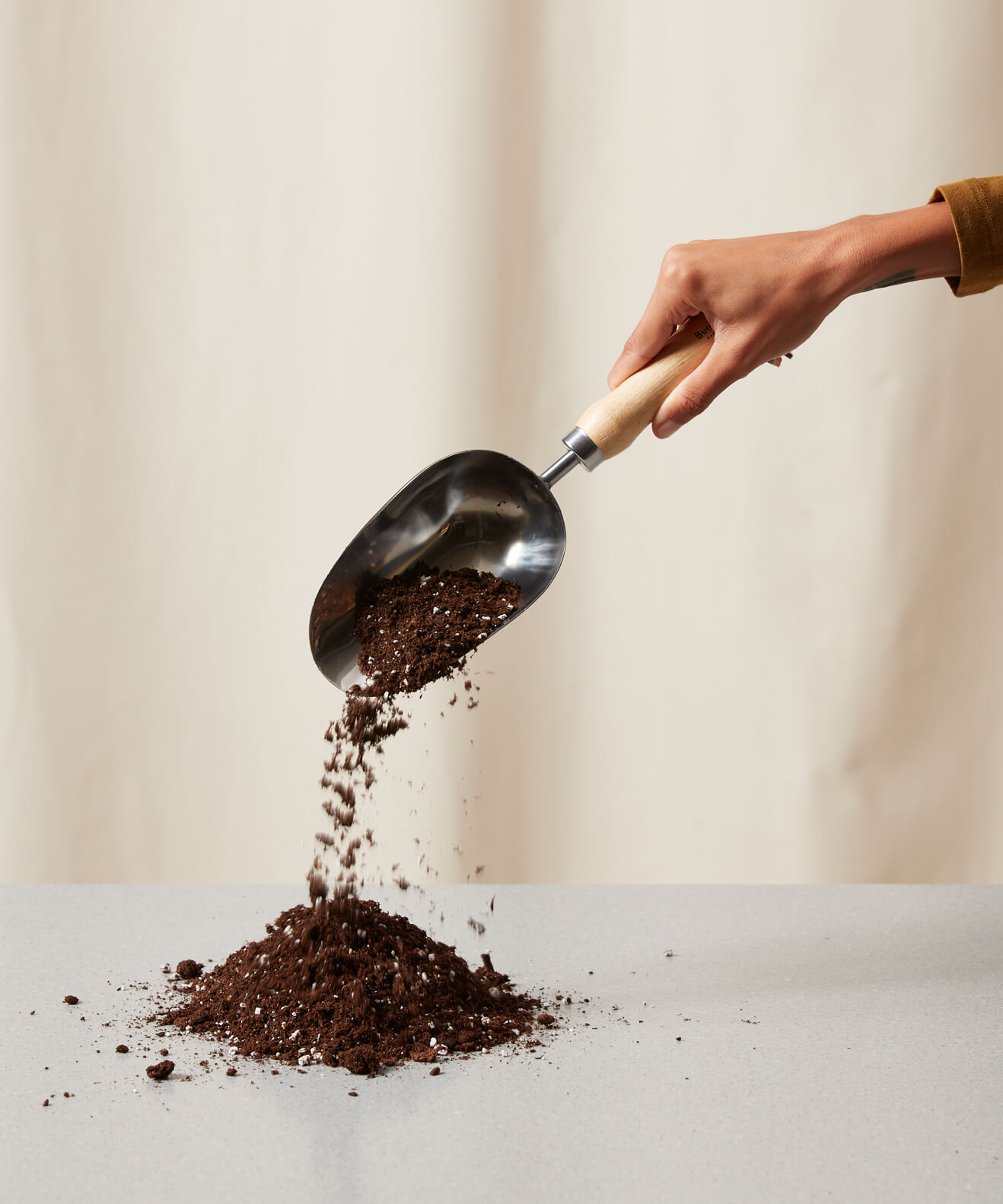 Soil Scoop Bloomscape