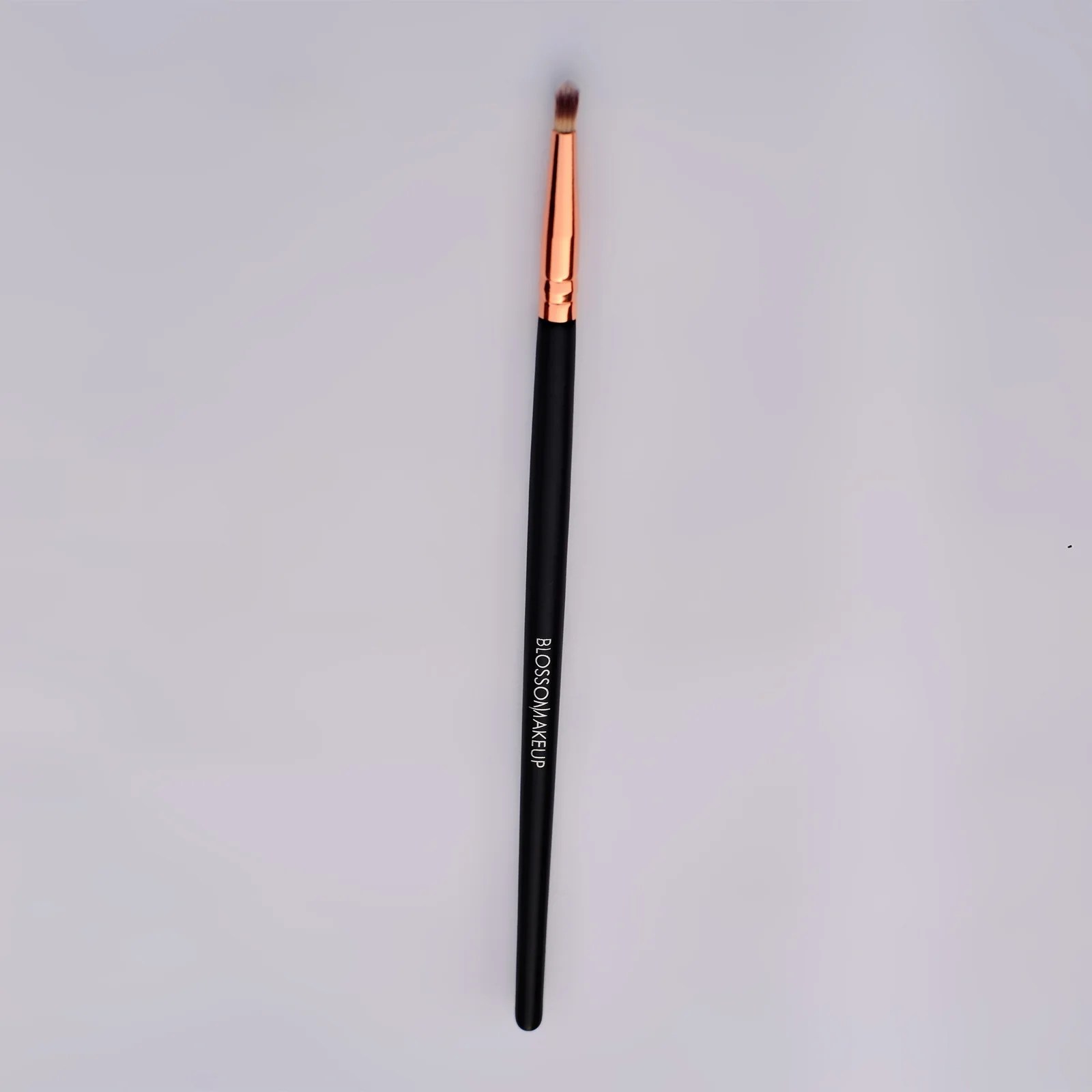 025 Lip/Creme Brush Blossom MakeUps
