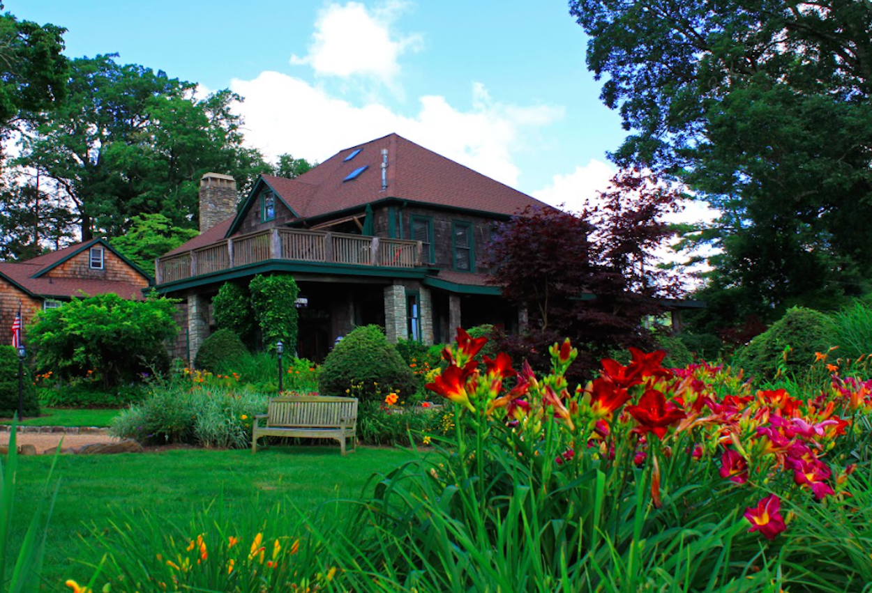 Inn At Ragged Gardens