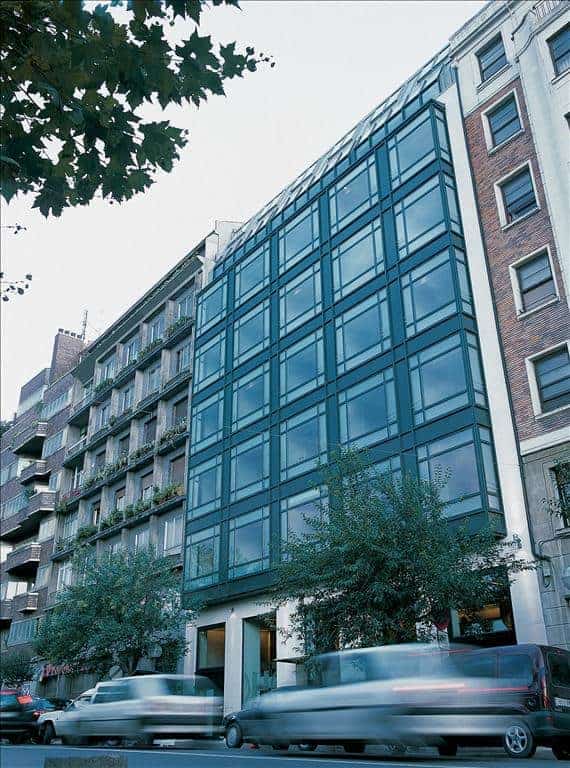 Miro Hotel Hotel In Bilbao With Good Access Creates It's Own Style