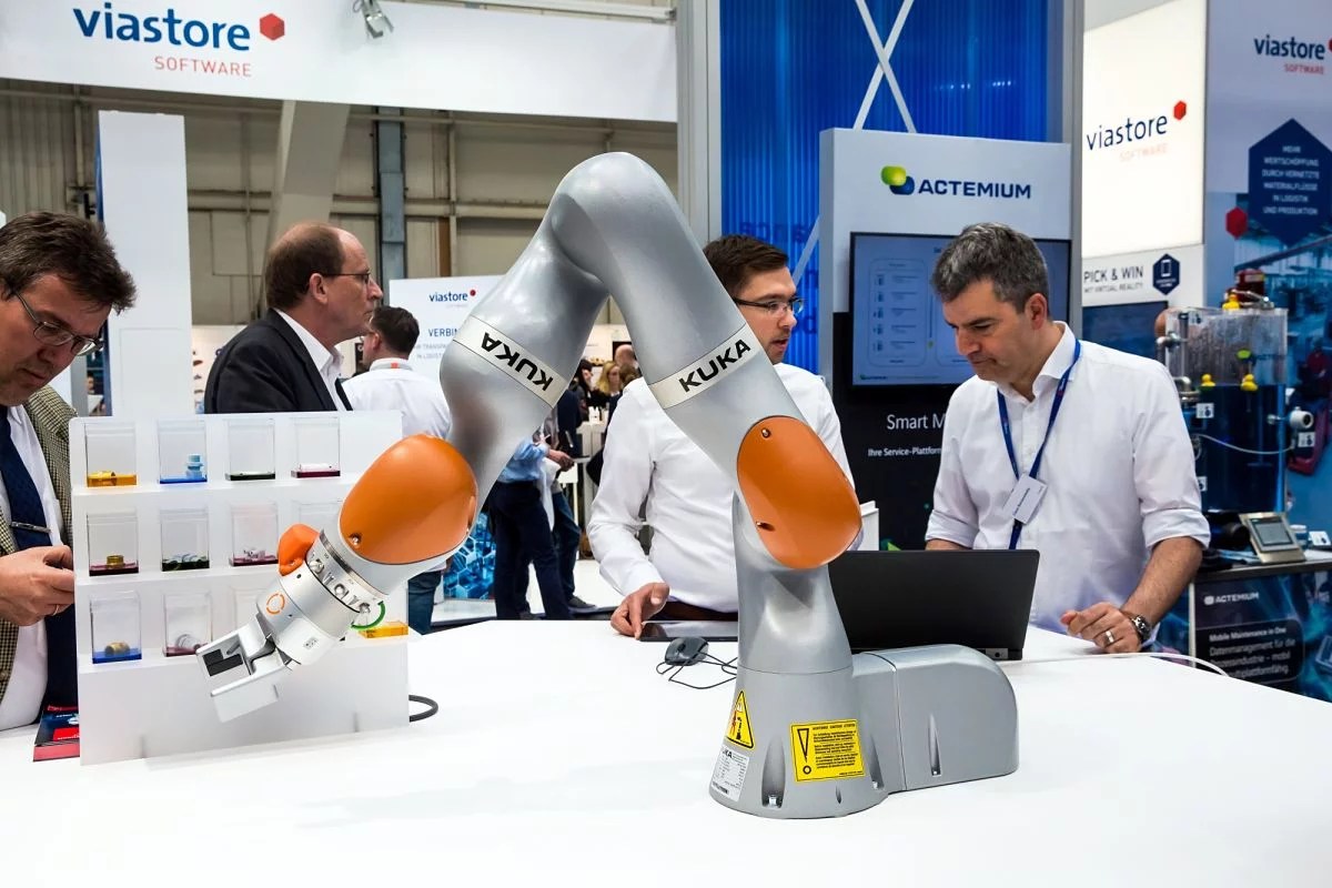 KUKA Robotics és a KUKA.AppTech