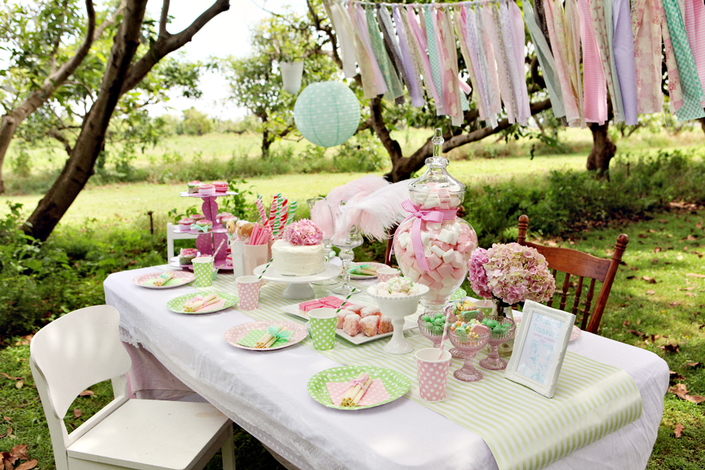 Spring Garden Parties bluebirdtreasure