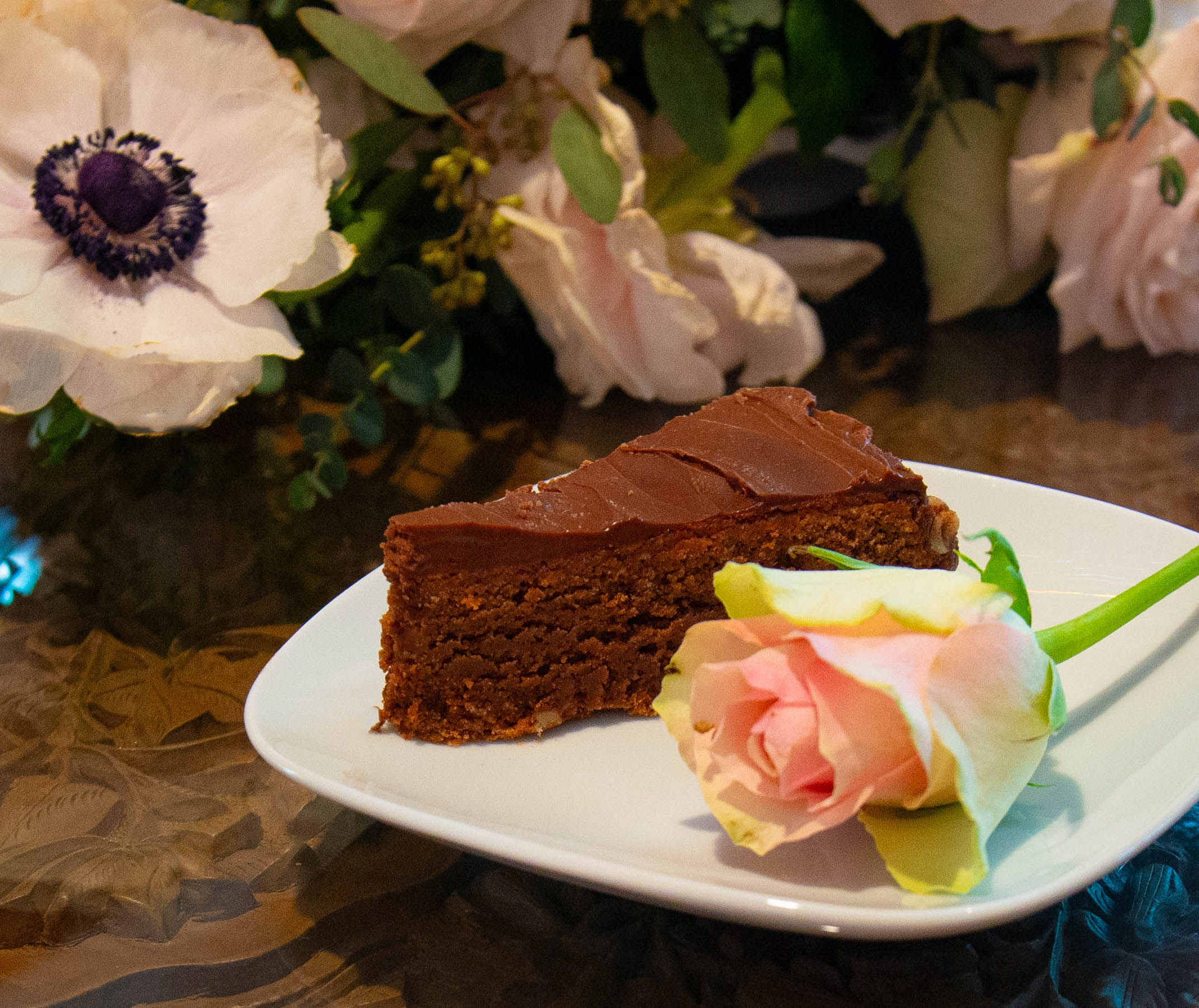 Reine de Saba Cake Blue Cayenne