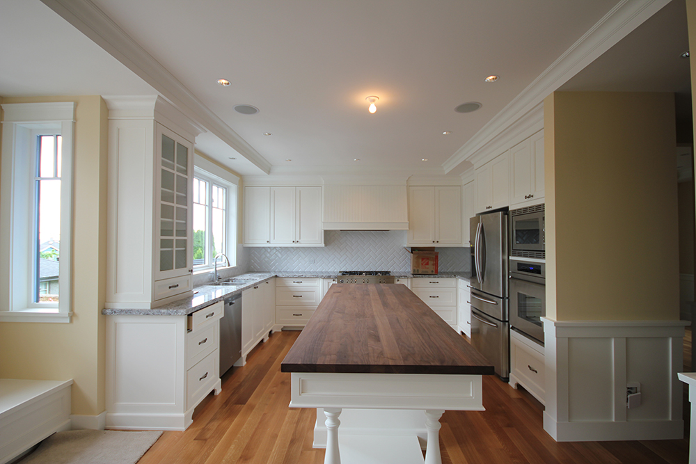 Fall Time to Hire Interior House Painters in Surrey