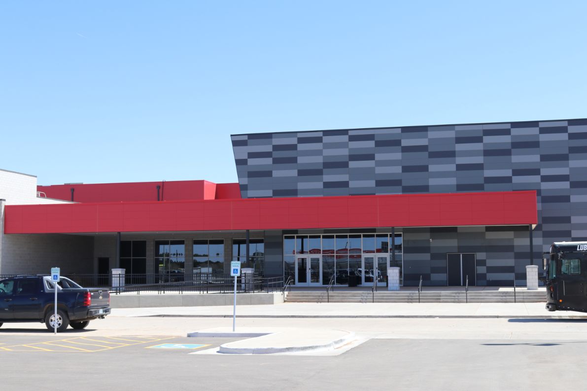 Lubbock Cooper ISD Middle School Blue Dawg Construction
