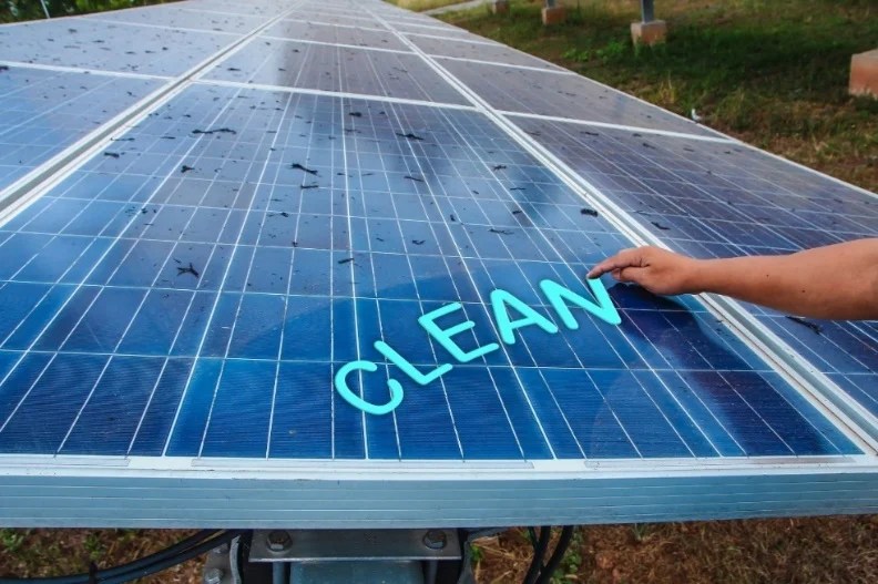Solar Panel Cleaning Residential & Commercial Exterior Cleaning Services